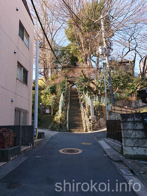 稲付城への階段